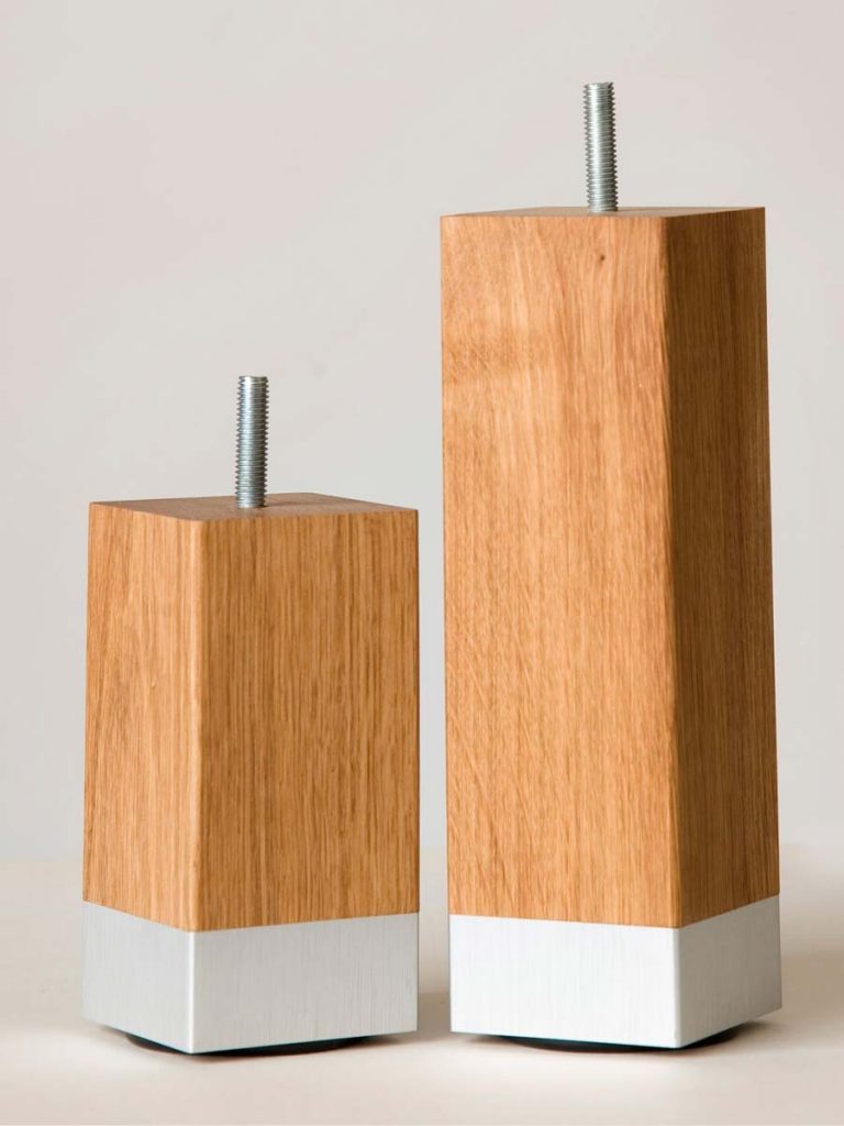 Oak with aluminium heel bed leg
