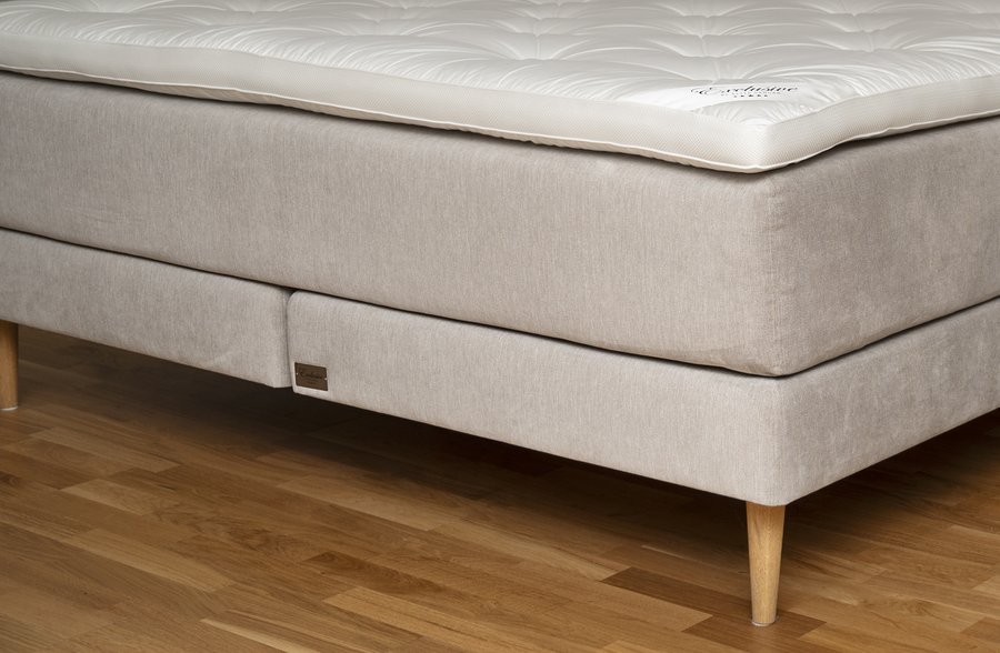 Centre-leg solution for the floating feel